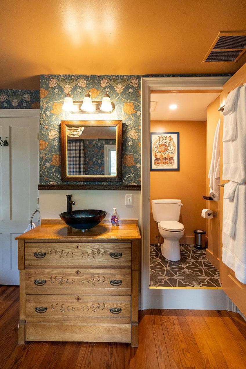 Wilder House Berkshires Bed & Breakfast Sheffield Dış mekan fotoğraf