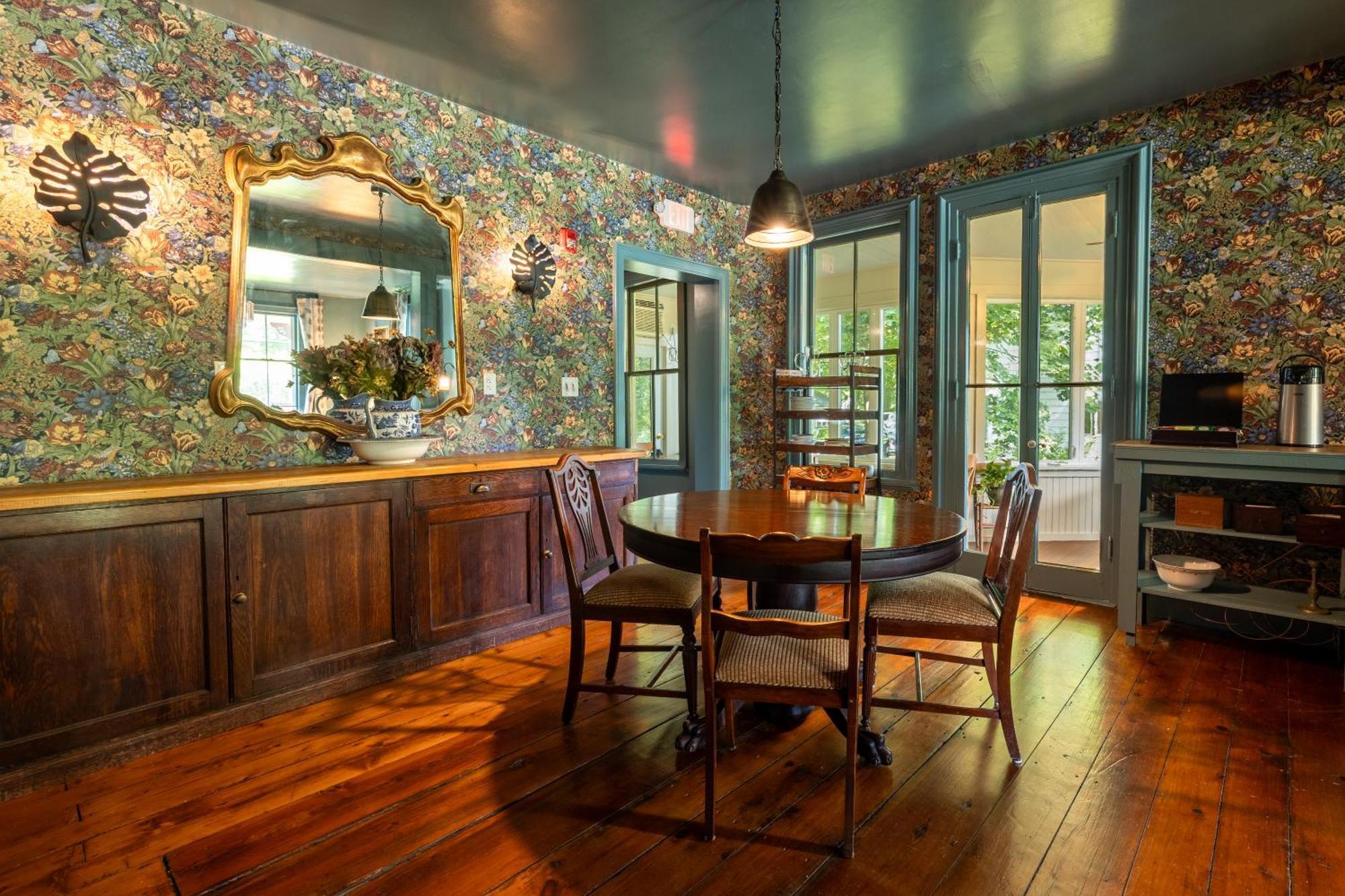 Wilder House Berkshires Bed & Breakfast Sheffield Dış mekan fotoğraf